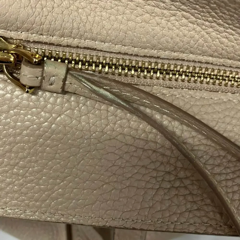 Salvatore Ferragamo Amy Shoulder Bag